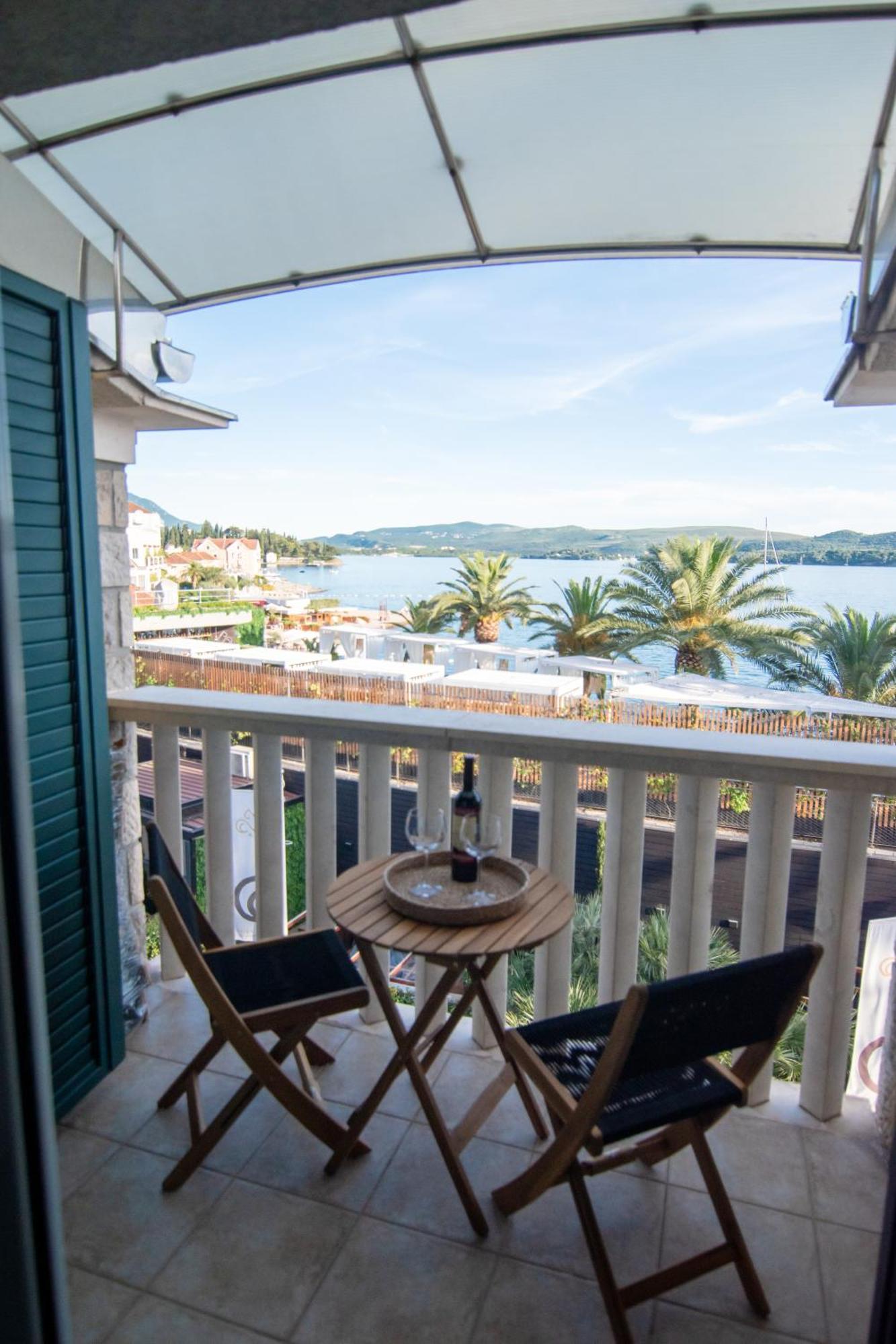 City Center Apartments Tivat Eksteriør billede